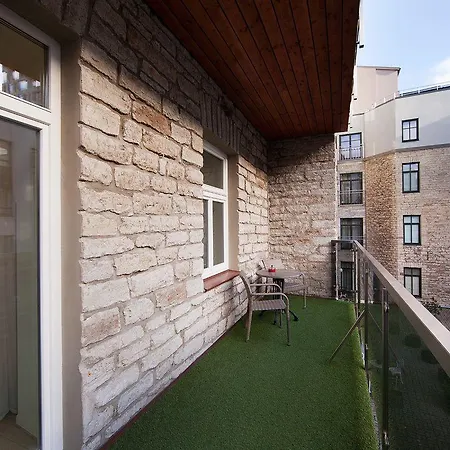 Aparthotel Myapartments 3*