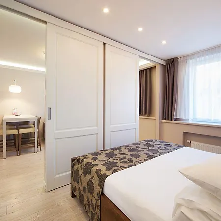 Myapartments 3*